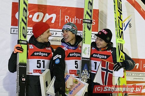 214 Anders Jacobsen, Arttu Lappi, Simon Ammann
